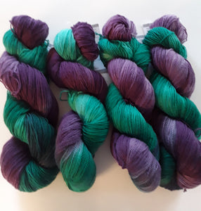 Hand Dyed SW Merino/Nylon Fingering Wt - ' Emerald Isle Jewels'